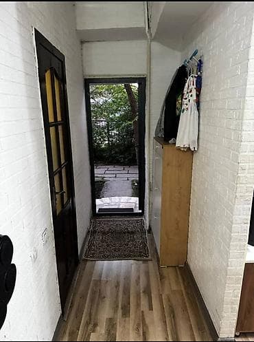 пишпек квартира продаю: 1 комната, 35 м², Индивидуалка, 1 этаж, Евроремонт — 3