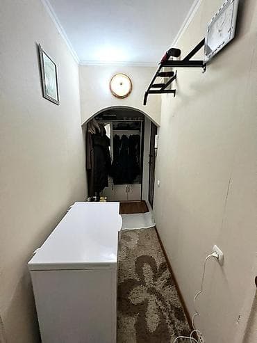 гостиной дом: 1 комната, 32 м², 104 серия, 1 этаж, Косметический ремонт — 6