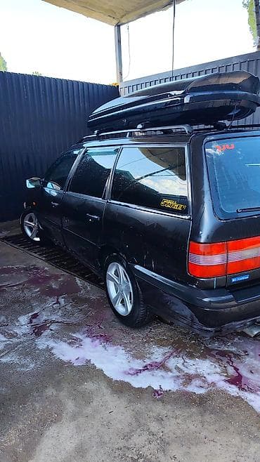 Volkswagen Passat Variant: 1995 г., 2 л, Механика, Бензин, Универсал