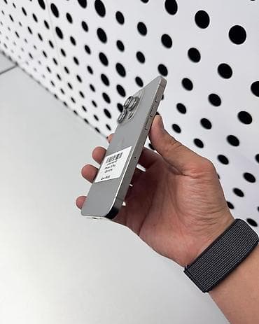 iphone xs рассрочка: IPhone 15 Pro, Б/у, 128 ГБ, Natural Titanium, Защитное стекло, Чехол, В рассрочку, 81 % — 5