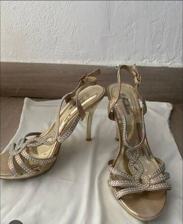 Босоножки, 36, Andre, Б/у, цвет - Золотой