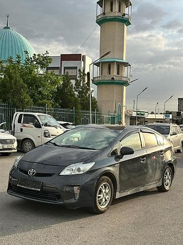 bmw 2: Toyota Prius: 2015 г., Вариатор, Гибрид, Хэтчбэк — 2