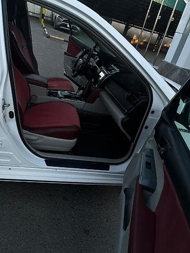 windom 2003: Toyota Camry: 2014 г., 2.5 л, Автомат, Гибрид, Седан — 10
