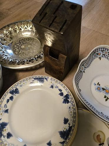 dinner table: Набор разнородной посуды за всё 350 сом — 2