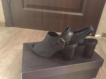 босоножки черные: Продаю басаножки, новый. Отличное качество — 5