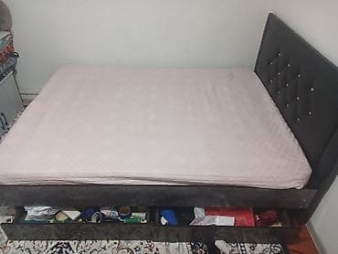 Двуспальная кровать, С матрасом, длина - 200 см