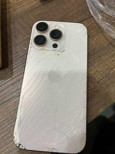 IPhone 11 Pro Max, Б/у, 128 ГБ, Black Titanium, Чехол at lalafo.kg IPhone 11 Pro Max, Б/у, 128 ГБ, Black Titanium, Чехол