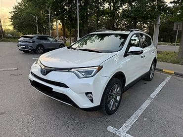 Toyota RAV4: 2016 г., 2.5 л, Вариатор, Гибрид, Кроссовер