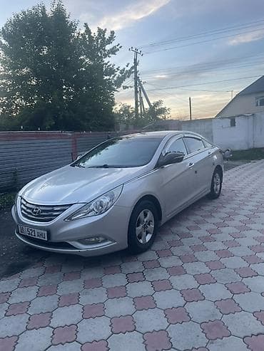 салон соната: Hyundai Sonata: 2011 г., 2 л, Автомат, Газ, Седан — 1