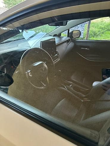 byd e2 2019: Toyota Corolla: 2019 г., Автомат, Гибрид, Седан — 6