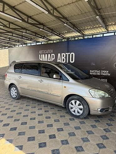 для круп: Toyota Ipsum: 2002 г., Автомат, Бензин, Минивэн — 2