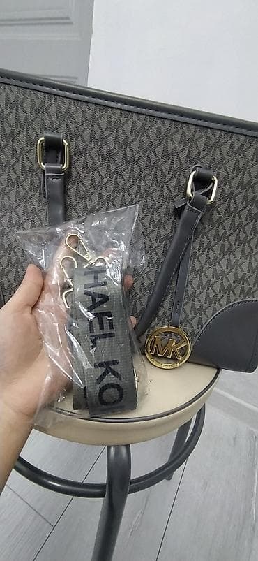 Очки: Классическая сумка, Michael Kors, Материал: Искусственная кожа, Съёмный ремень, Женские, Новый — 4