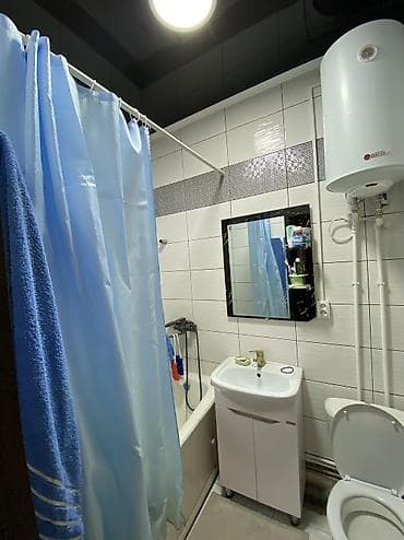 купить квартиру 7 микрорайон: 2 комнаты, 42 м², Индивидуалка, 3 этаж, Косметический ремонт — 7