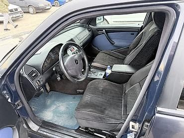 манитор на мерс: Mercedes-Benz C-Class: 1998 г., 1.8 л, Автомат, Бензин, Универсал — 4