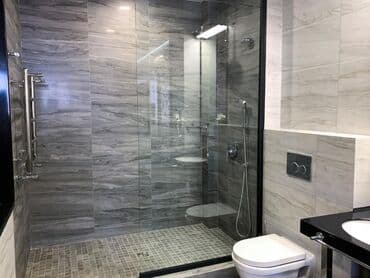 суточный дом в бишкеке: 1 бөлмө, Душ кабинасы, Жаздык, жууркан-төшөк каптары, Кондиционер — 12