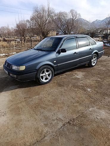 куплю фольксваген пассат: Volkswagen Passat: 1994 г., 0.2 л, Механика, Бензин, Седан — 4