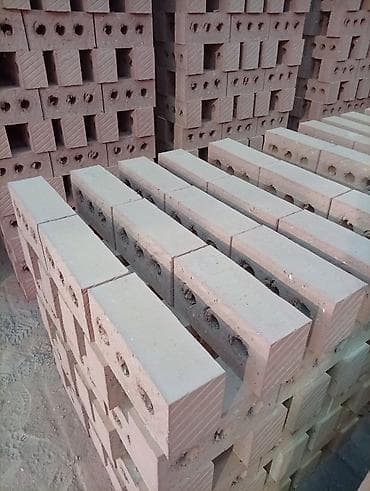 черная курица: Кирпич керамический пустотелый (перфорация 3 круглых отверстия) - — 2