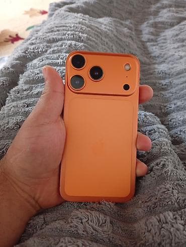 Xr в корпусе 17про идеальное состо все работает АКБ 83% емкость памяти