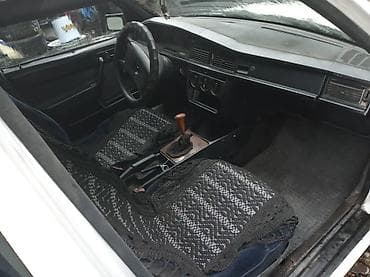 Продажа авто: Mercedes-Benz C-Class: 1988 г., 2 л, Механика, Дизель, Седан — 5