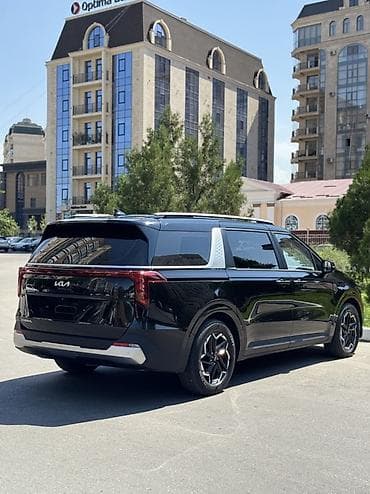 Kia Carnival: 2024 г., 3.5 л, Автомат, Бензин, Вэн/Минивэн — 6