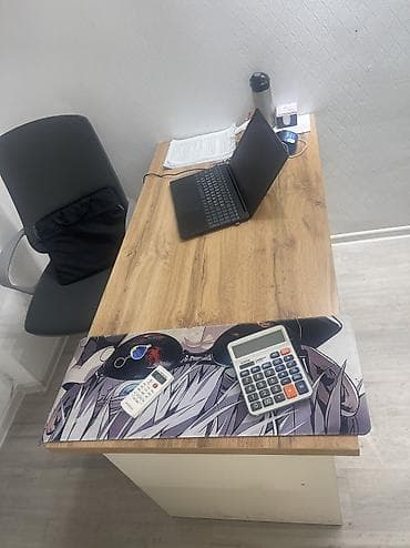 стул для парты: Продаю большие столы с кармашком 
Также есть офисные стулья и кресла ! — 2