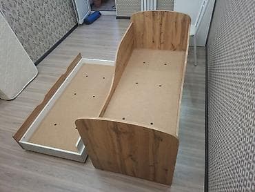 Туалетные столики: Детская кровать с выкатным дополнительным спальным местом - Формат — 5