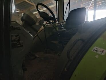 продаю связи с переездом: Трактор ZOOMLION RH1304 - Полноразмерный колесный трактор с кабиной — 5