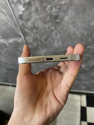 samsunk s10: Samsung Galaxy S24+, 256 ГБ, цвет - Белый — 4
