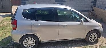 Продажа авто: Honda Fit: 2001 г., 1.3 л, Автомат, Бензин, Хэтчбэк — 9