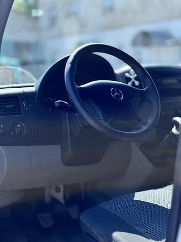 mercedes benz sprinter 2 9: Грузовой фургон белого цвета (длинная база, высокий потолок) - Тип — 5