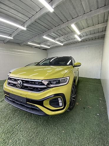 byd e2 2023: Volkswagen T-Roc: 2022 г., 1.5 л, Робот, Бензин, Хэтчбэк — 3