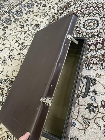 барсетка сумка: Жесткий чемодан-кофр ретро - Материал: жесткий каркас с внешней — 4