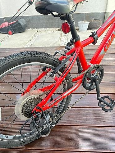 Детский мир: Детский велосипед Giant, диаметр колес 20" - Легкая алюминиевая рама — 4