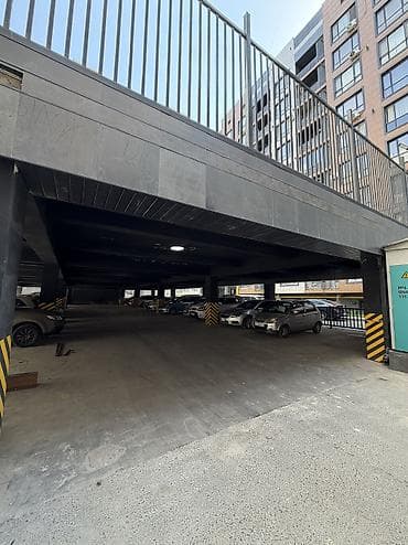 склад продаю: Продается нежилое помещение 📍 Район Алматинка / Горького 🏢 Цокольный — 8