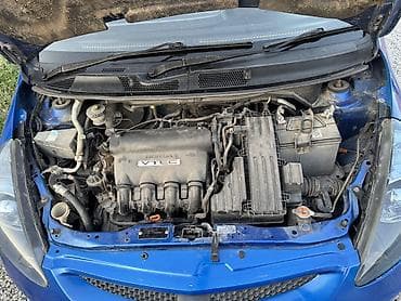 манитор фит: Honda Fit: 2003 г., 1.5 л, Вариатор, Бензин, Хэтчбэк — 6