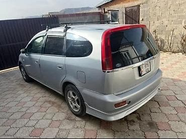 type r: Honda Stream: 2002 г., Автомат, Минивэн — 4