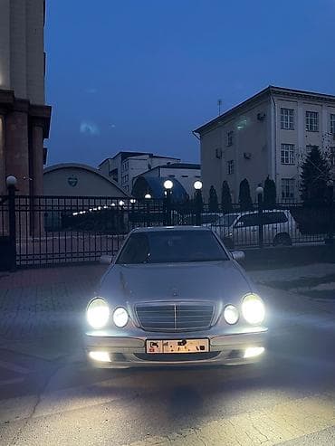 Mercedes-Benz E-Class: 2000 г., 2.6 л, Механика, Бензин, Седан