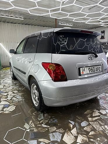Продажа авто: Toyota Ist: 2003 г., 1.5 л, Автомат, Бензин, Хэтчбэк — 5