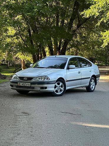 Toyota Avensis: 2002 г., 1.8 л, Автомат, Бензин, Лифтбек — 6