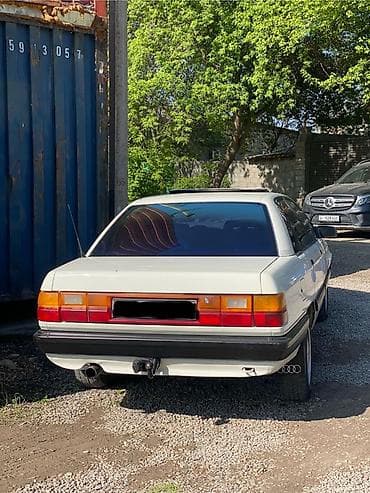 100: Audi 100: 1988 г., 2.2 л, Механика, Бензин, Седан — 6