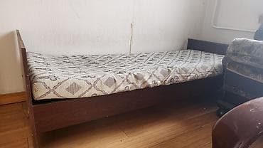 одно спалный кровать: Односпальная кровать, Б/у, С матрасом, длина - 190 см — 2