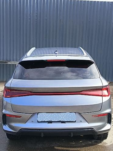 x5 2017: BYD E2: 2024 г., Электромобиль, Кроссовер — 3