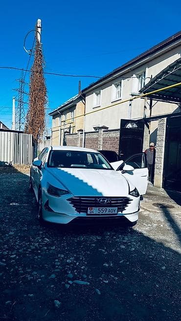 shadow line: Hyundai Sonata: 2020 г., Седан — 4