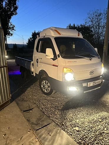 ом 662: Hyundai Porter II (CRDi 133 ps) — малотоннажный бортовой грузовик — 2
