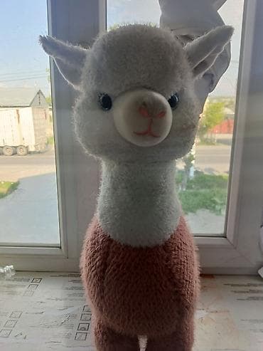 Мягкая игрушка «Лама/Альпака» - Размер: примерно 35–45 см в высоту