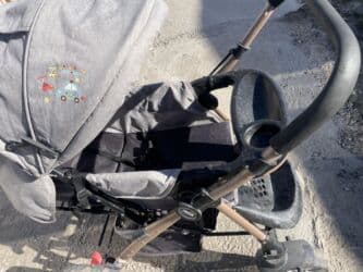 удобные детские коляски: Коляска, цвет - Серебристый, Б/у — 7