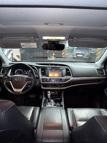 Toyota Highlander: 2019 г., 3.5 л, Автомат, Бензин, Кроссовер — 3