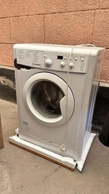 Стиральная машина Indesit 5 кг
Цена: 3000с 
Нужен ремонт