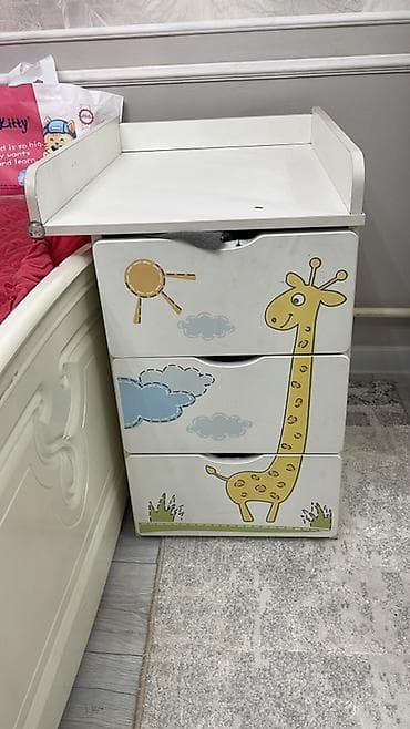 Пеленальный стол, ЛДСП