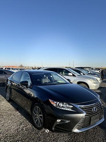 Lexus ES: 2018 г., 2.5 л, Автомат, Бензин, Седан